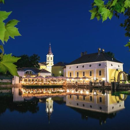 Hotel Gabriella Tapolca Eksteriør bilde